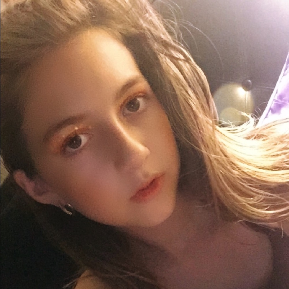 Meet your Posher, Rhea. - Picture 8 of 8